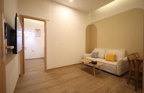 Lubuk Baja House | Casabella Homestay 103 Batam Penuin