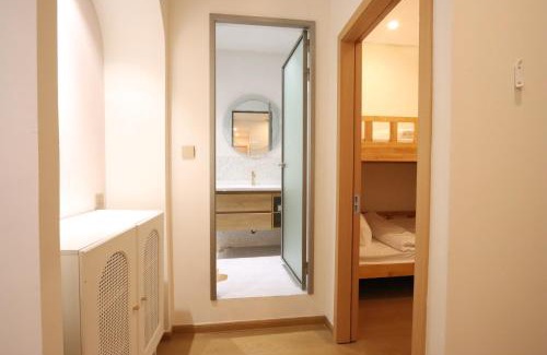 Sei Pinang House | Casabella Homestay 305 Batam Penuin