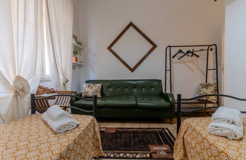 Santa Teresa di Riva Apartment | CasaBlanc - Camera Tripla Donna Seba