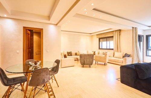 Racine Apartment | Casablanca 3 Bed Unit in Triangle Dor With Parking