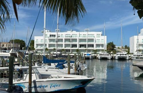 Palm Cay Apartment | Casablanca Bahamas- New Luxury Waterfront Condo, Palm Cay, The Bahamas