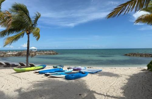 Palm Cay Apartment | Casablanca Bahamas- New Luxury Waterfront Condo, Palm Cay, The Bahamas