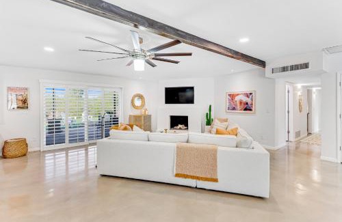 Casas Adobes West House | Casablanca Retreat