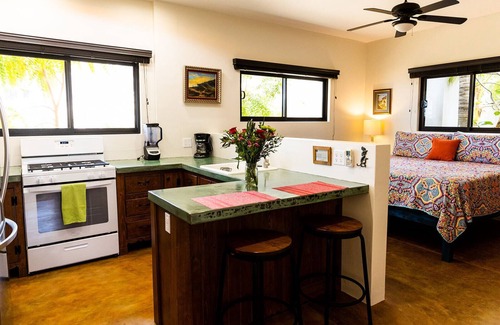 El Sargento House | CASACORAZONmx Casita Sirena Beachfront Full Kitchen 175.00/n