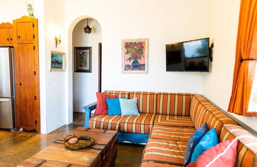 El Sargento House | CASACORAZONmx “Oasis” 2bd Tropical Beachfront - Amazing Views! 325.00n