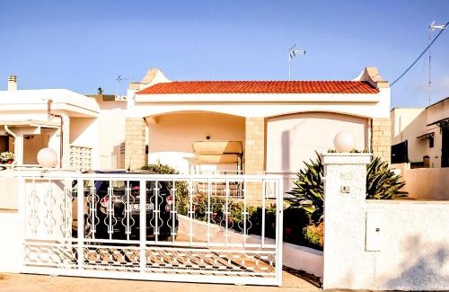 Taviano House | Casadamarepg Gallipoli