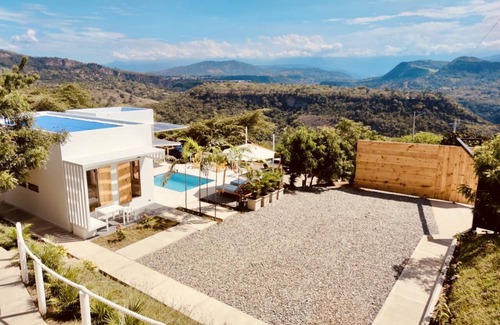Anapoima House | CasaDorothea 3 Luxury House