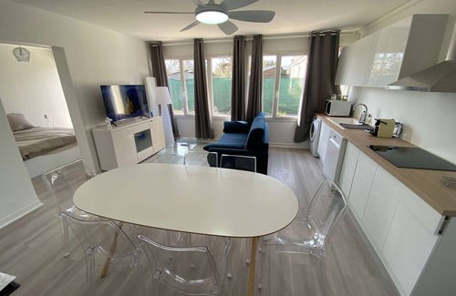 Fouilloy Apartment | #Casafouilloy Apartment with large terrace