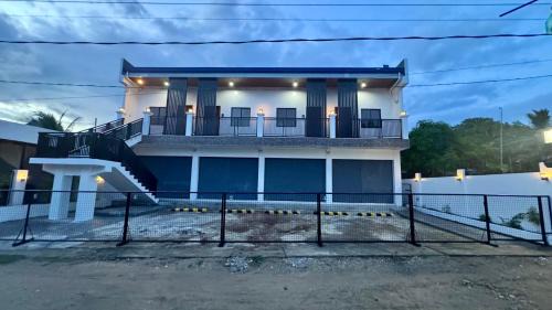 Carles Bed & Breakfast | CasaJuana Room Rental