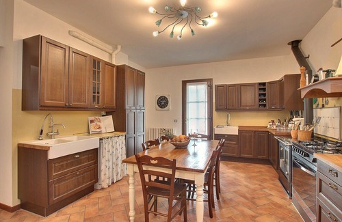 Specchio Villa | Casale Al Merlo Angelico Free WiFi