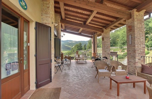 Specchio Villa | Casale Al Merlo Angelico Free WiFi