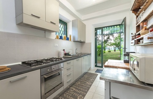 Bettolelle Villa | Casale Bonaventura 8, Emma Villas