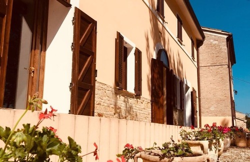 Fano Villa | Casale Brettino: sea, countryside, meetings, events and culture