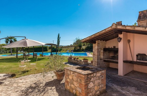 Massa Martana Villa | Casale Cicognola 12, Emma Villas