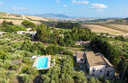 Buseto Palizzolo House | Casale Colomba by Interhome