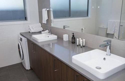 Nuriootpa House | CASALE COTTAGE Barossa Valley