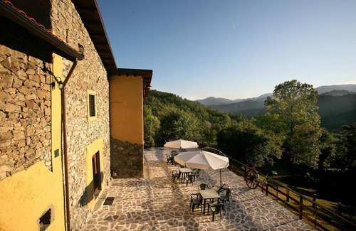 Pontremoli House | CASALE PODERE BRAMAPANE