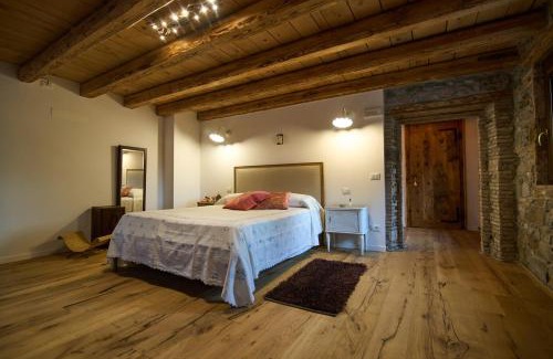 Santa Maria la Longa House | Casale San Pietro