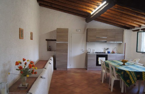 Contrada Pantano d'Arci House | CASALE ULIVETO DA VALERIA, A GREEN OASIS WITH POOL AND TWO STEPS FROM THE SEA