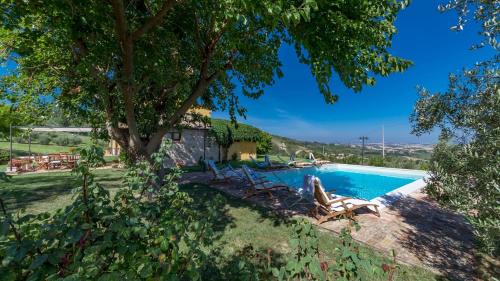 Montecarotto Villa | CASALE VERDICCHIO 10&2, Emma Villas
