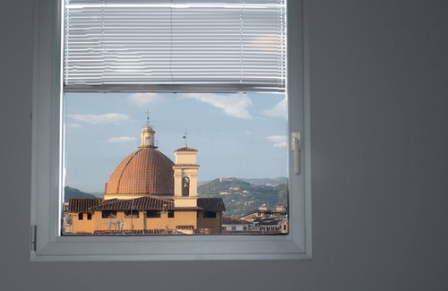 Santa Maria Novella Apartment | Casamanda Penthouse – A Light-Filled Florentine Gem with Panoramic Terrace