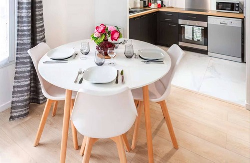 Bussy-Saint-Georges Apartment | Casaminnie - Apartment 8 minutes from Disneyland Paris