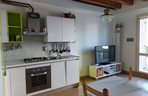 Crema Apartment | CasaOlivier appartamento con giardino e biciclette