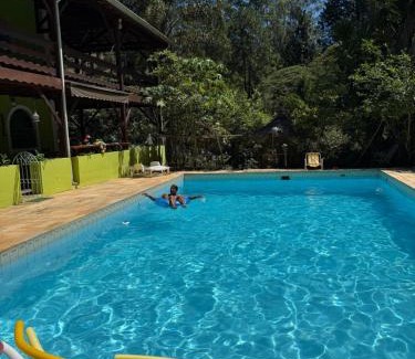 Sao Luiz Do Paraitinga Bed & Breakfast | Casarão verde