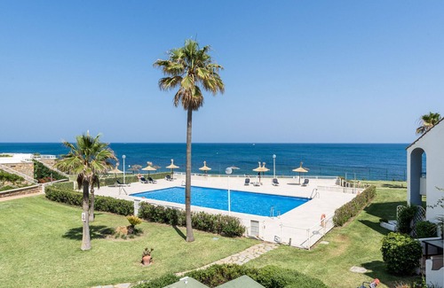 Casares del Mar House | Casares del Mar - Beachside 3 Bed!
