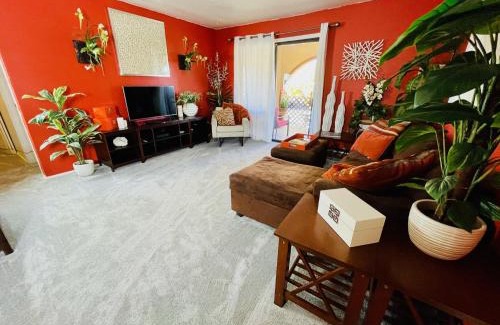Casas Adobes Apartment | Casas Adobes condo