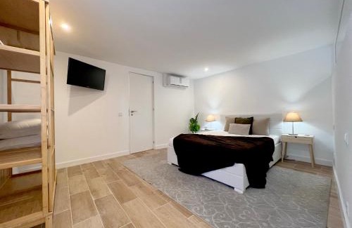 Cabril House | Casas Capela by O'Porto Seven