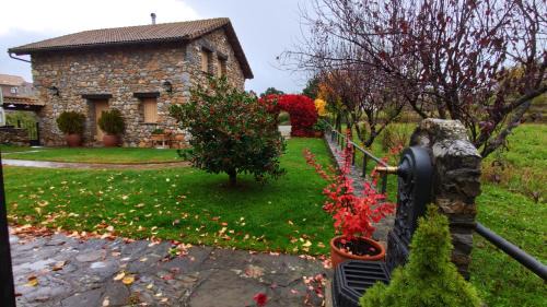 Laspuna House | Casas Cleto - Laspuña