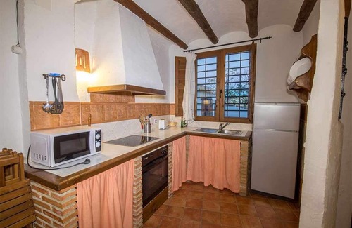 Galera House | Casas Cueva El Mirador de Galera for 4 people