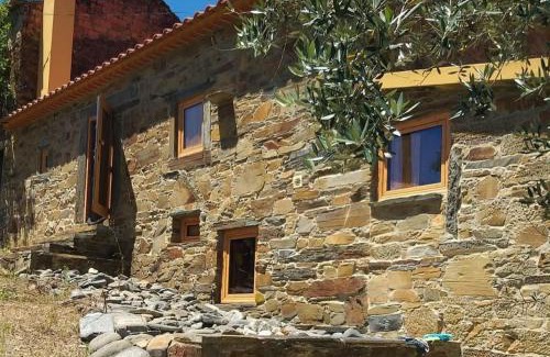 Serta House | Casas da Cabrieira