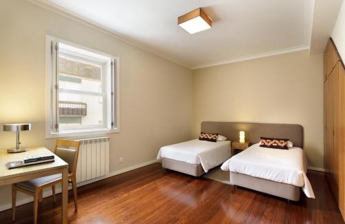 Campanha Apartment | Casas Da Formiga - Riverview Terrace and Pool