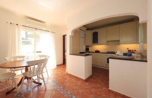 Vale do Lobo House | CASAS DA PRAIA, 53 Just a few minutes walk from the Ocean