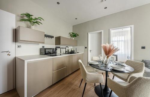 Ujlipotvaros Apartment | Casas Elites Premium Apartments- Westend City Center