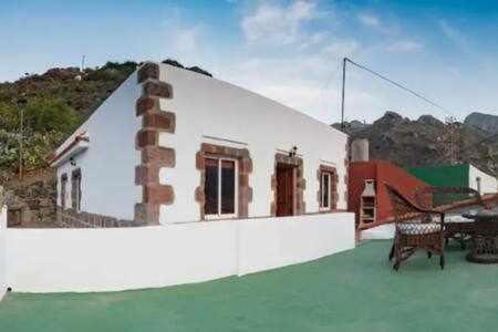 Santa Cruz de Tenerife House | Casas Galloway - Anaga Misteriosa y mágica