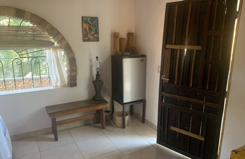 Yelapa Apartment | CASAS LAS PAROTAS 1-Room Studio Apartment with rooftop patio overlooking Bay