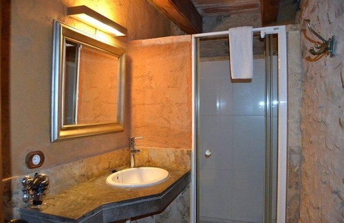 Capolat House | Casas Montañas - 2 Pools, Wellness & Luxury in the Pyrenees