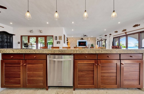 Cancun House | CASAS ROCA CHAAC Ocean Front/Relaxing/Spacious/Parking