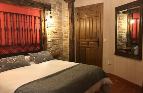 Carrascal del Rio House | Casas Rurales Hoces del Duratón