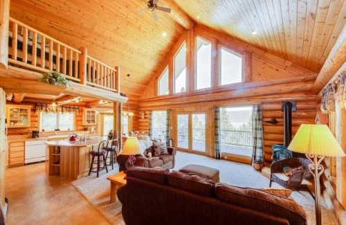 Cascade House | Cascade Lakeview Log Cabin