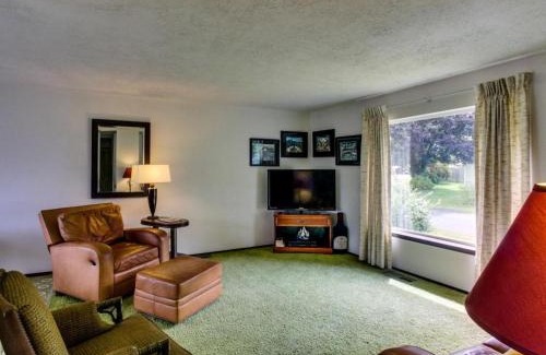 Cascade Locks Apartment | Cascade River Watch