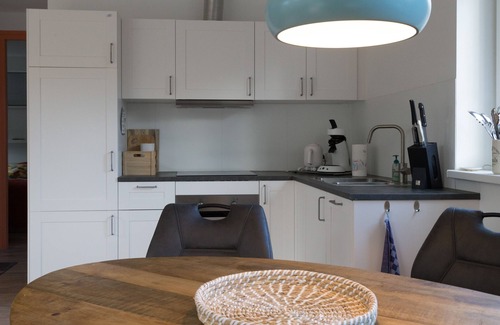 Baarland House | Cascara, Detached quiet cottage near beach