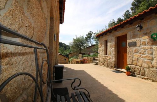 Gouviaes House | Cascata do Varosa - Turismo Rural