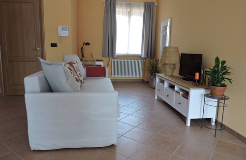 Lozzolo Apartment | Cascina in Alto Piemonte
