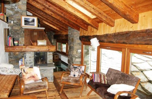 Rhemes-Saint-Georges Apartment | Case Gran Paradiso di Charme Villaggio La Barmaz