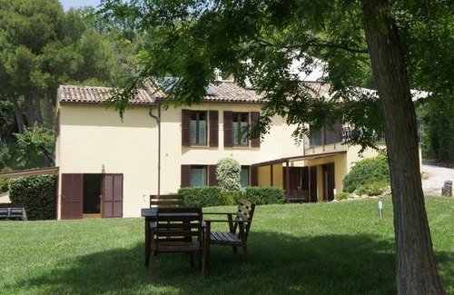 Castel di Mezzo Apartment | CASE SAN BARTOLO: in a protected natural area by the sea - with fantastic views