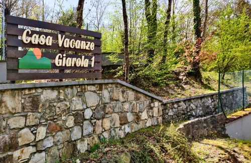 Ventasso House | Case Vacanze Giarola